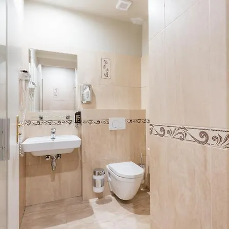 Plumlov Otel 3*