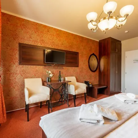 Otel Plumlov